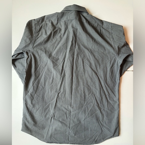 Ralph Lauren Men’s Button Down Shirt - Picture 4 of 6